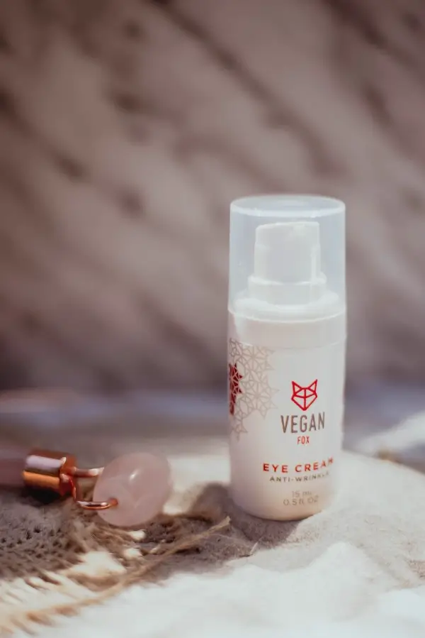 https://vfox.lionssolution.com/wp-content/uploads/2021/09/acu-krems-vegan-fox-2.webp