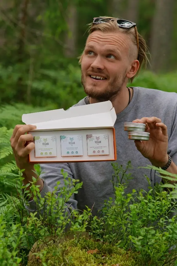 https://vfox.lionssolution.com/wp-content/uploads/2023/01/davana-dabas-draugiem-vegan-fox-1.webp